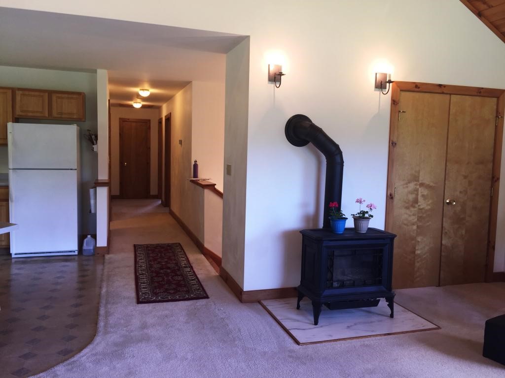151 Hillside Road Wallingford, VT 05773 - Photo 17 of 32 Gallery Image 17
