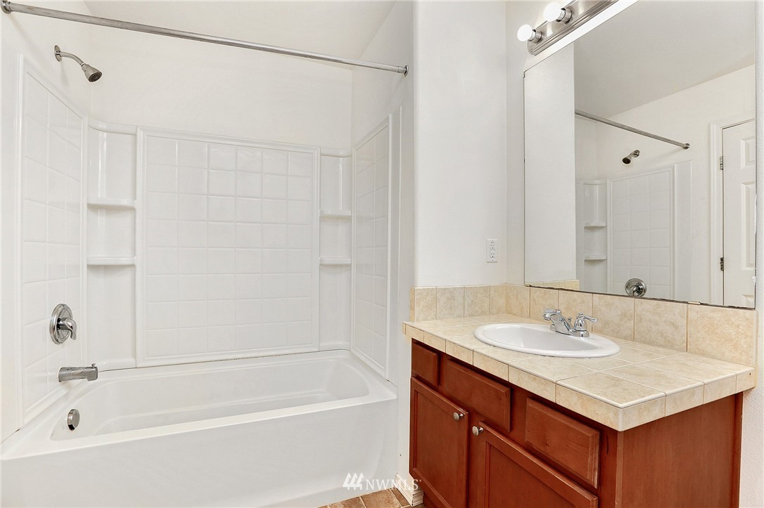 4127 240 Place Southeast Bothell, WA 98021 - Photo 20 of 22