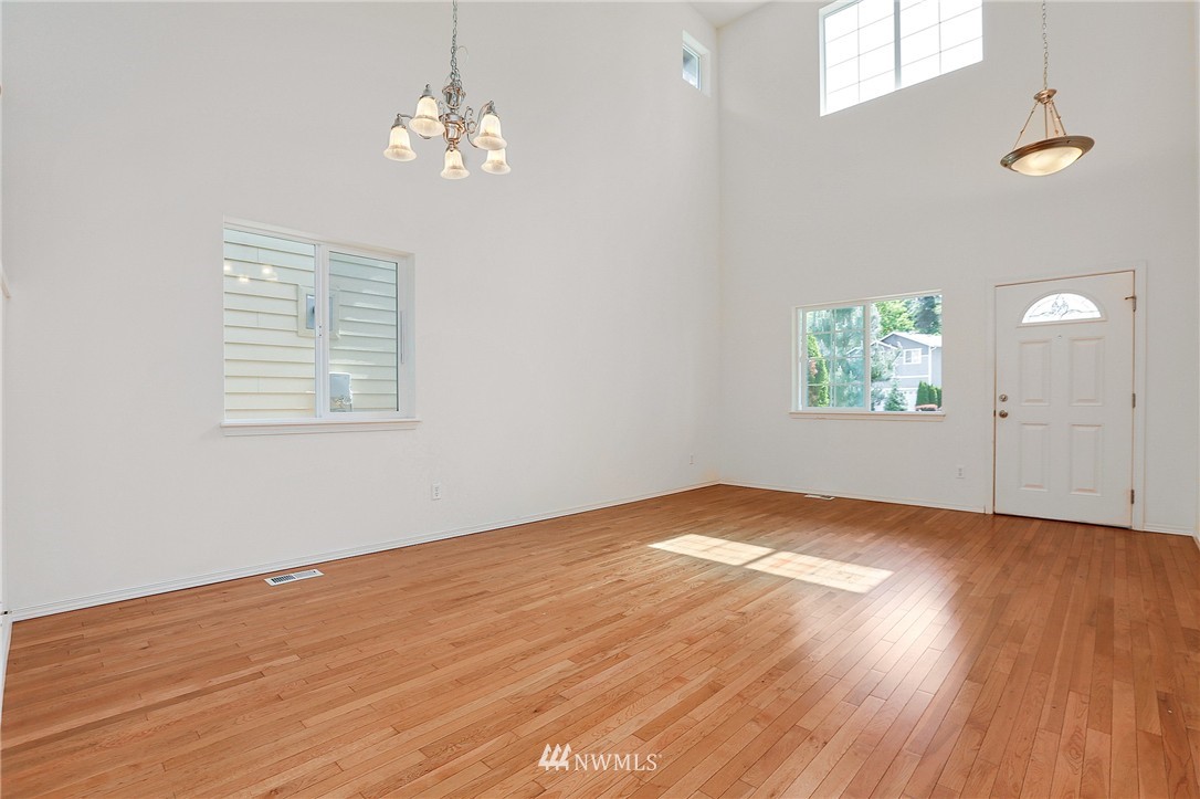 4127 240 Place Southeast Bothell, WA 98021 - Photo 4 of 22
