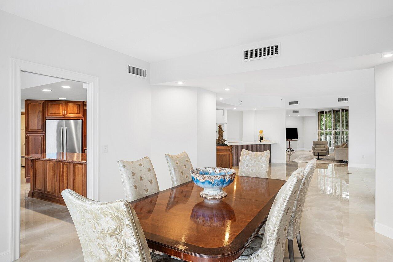 20320 Fairway Oaks Drive, Unit 331 Boca Raton, FL 33434 - Photo 15 of 61 024-20320FairwayOaksDrive-331-BocaRaton-
