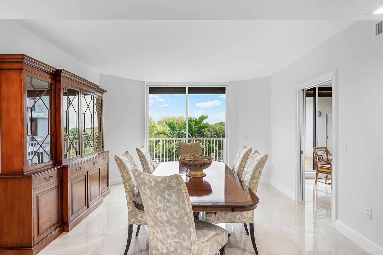 20320 Fairway Oaks Drive, Unit 331 Boca Raton, FL 33434 - Photo 16 of 61 Dining Room