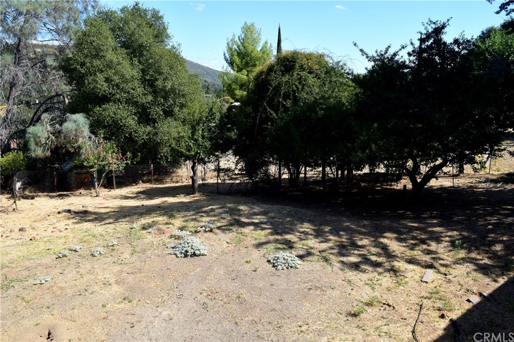 5087 Mueller Road Mariposa, CA 95338 - Photo 31 of 33 Gallery Image 31