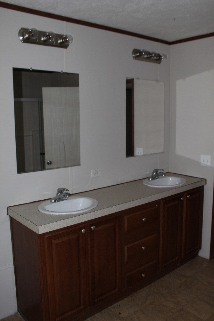 157 Lower White Oak Road Ashford, WV 25009 - Photo 23 of 29 Gallery Image 23