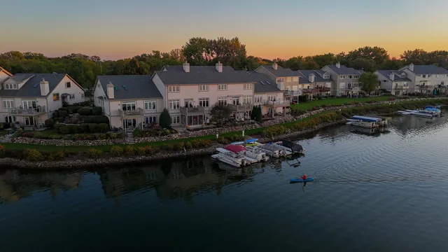 22864 Harbour Lane, Plainfield, IL 60544