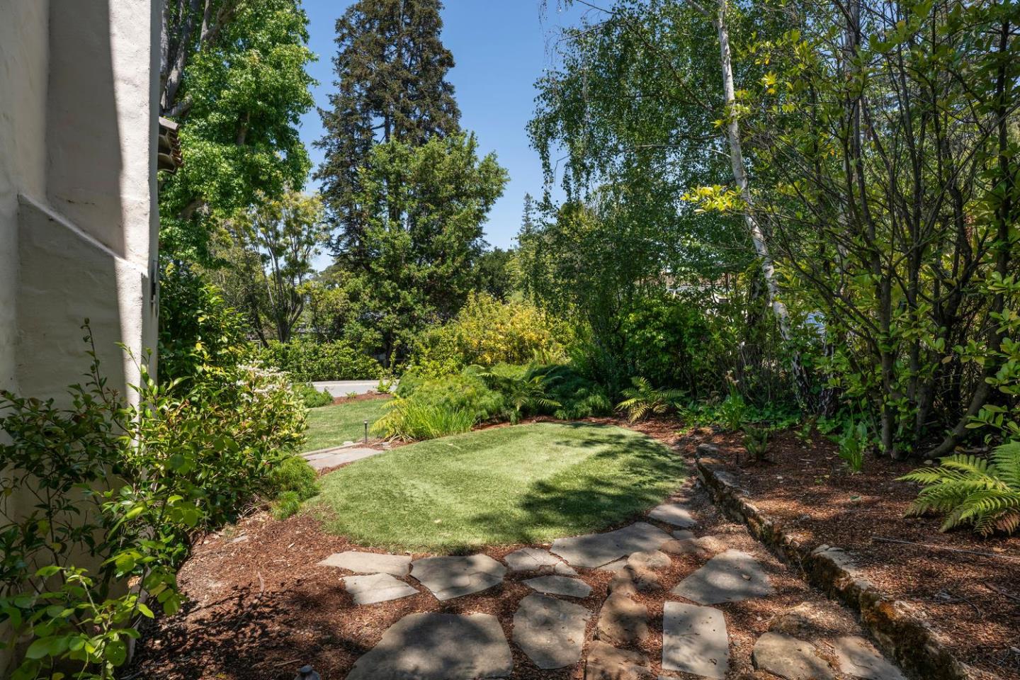 973 Baileyana Road Hillsborough, CA 94010 - Photo 53 of 56