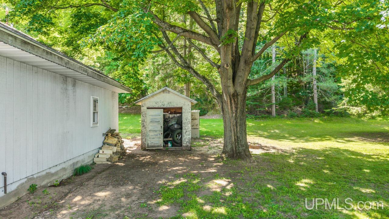 1924 Ledge Street Niagara, WI 54151 - Photo 20 of 21