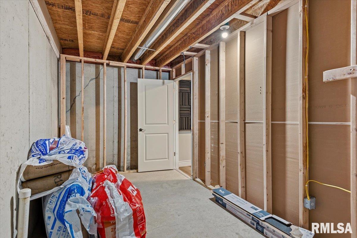 1606 Tern Place Springfield, IL 62711 - Photo 32 of 41