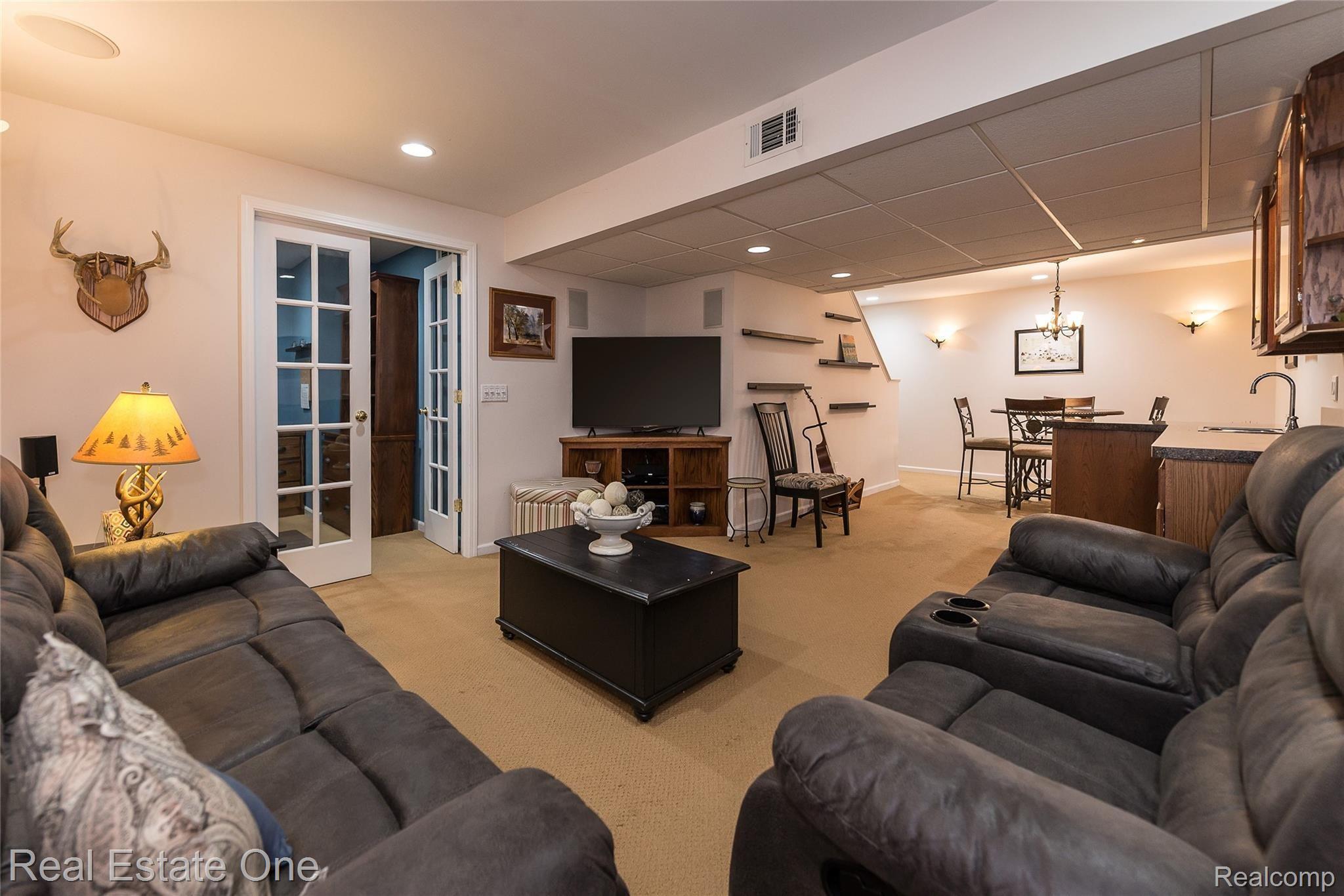 2358 Summit Cedar Howell, MI 48855 - Photo 45 of 55 DSC_4684.jpg