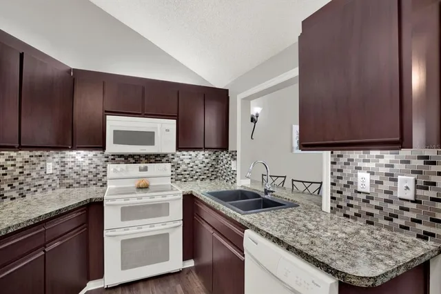 $345,000 | 34448 Cedarfield Drive, Dade City, FL 33523