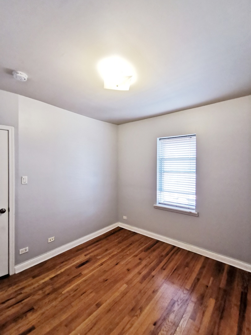 58 Forest Avenue, Unit 2N Riverside, IL 60546 - Photo 22 of 33