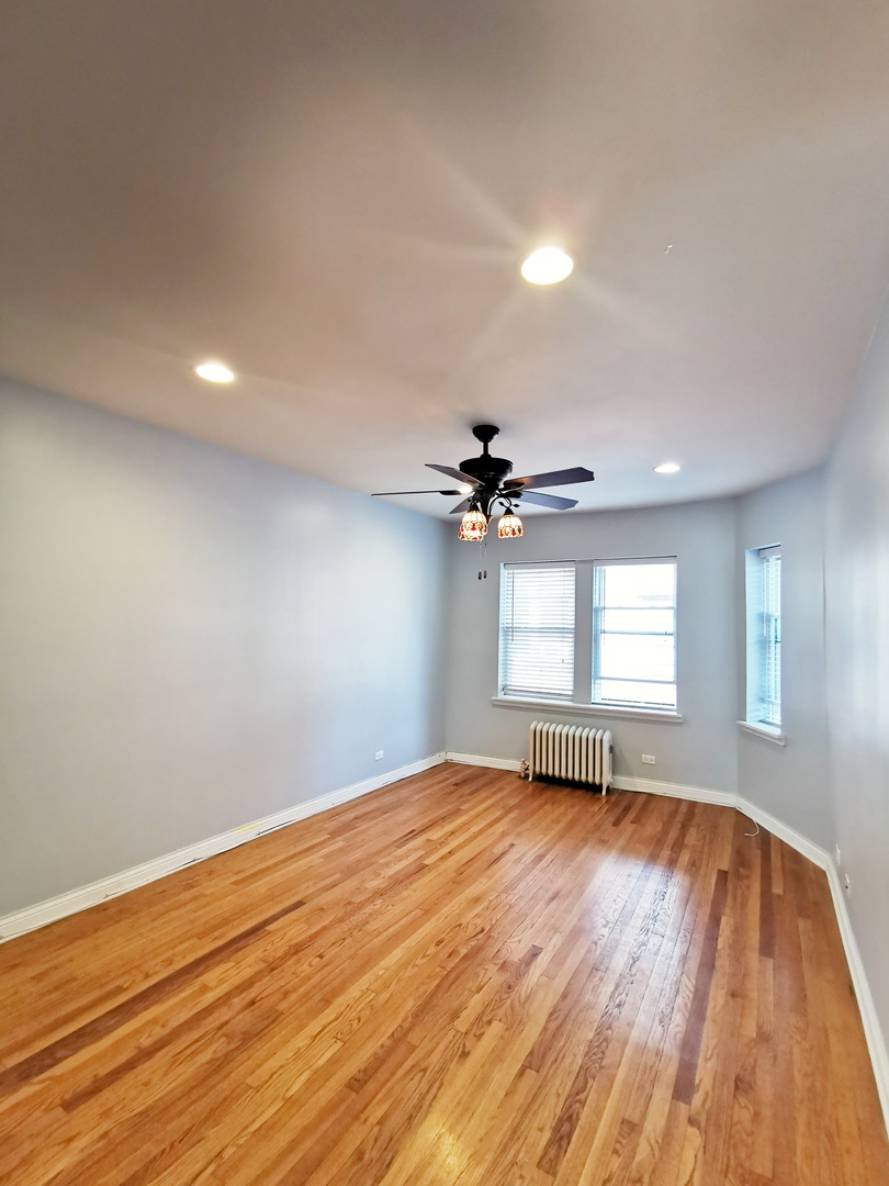 58 Forest Avenue, Unit 2N Riverside, IL 60546 - Photo 8 of 33