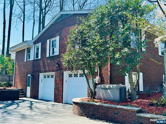 $1,758,888 | 30 Reiner Place, Englewood Cliffs, NJ 07632