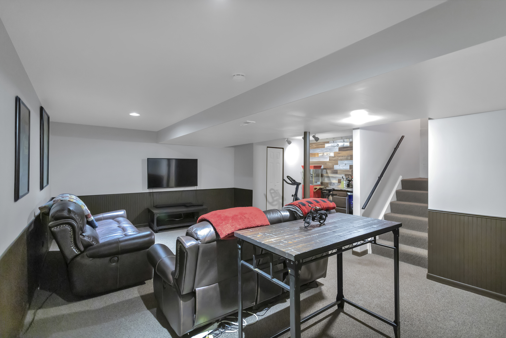 1908 Prairie Ridge Drive Plainfield, IL 60586 - Photo 26 of 34 a living room with furniture and wooden floor