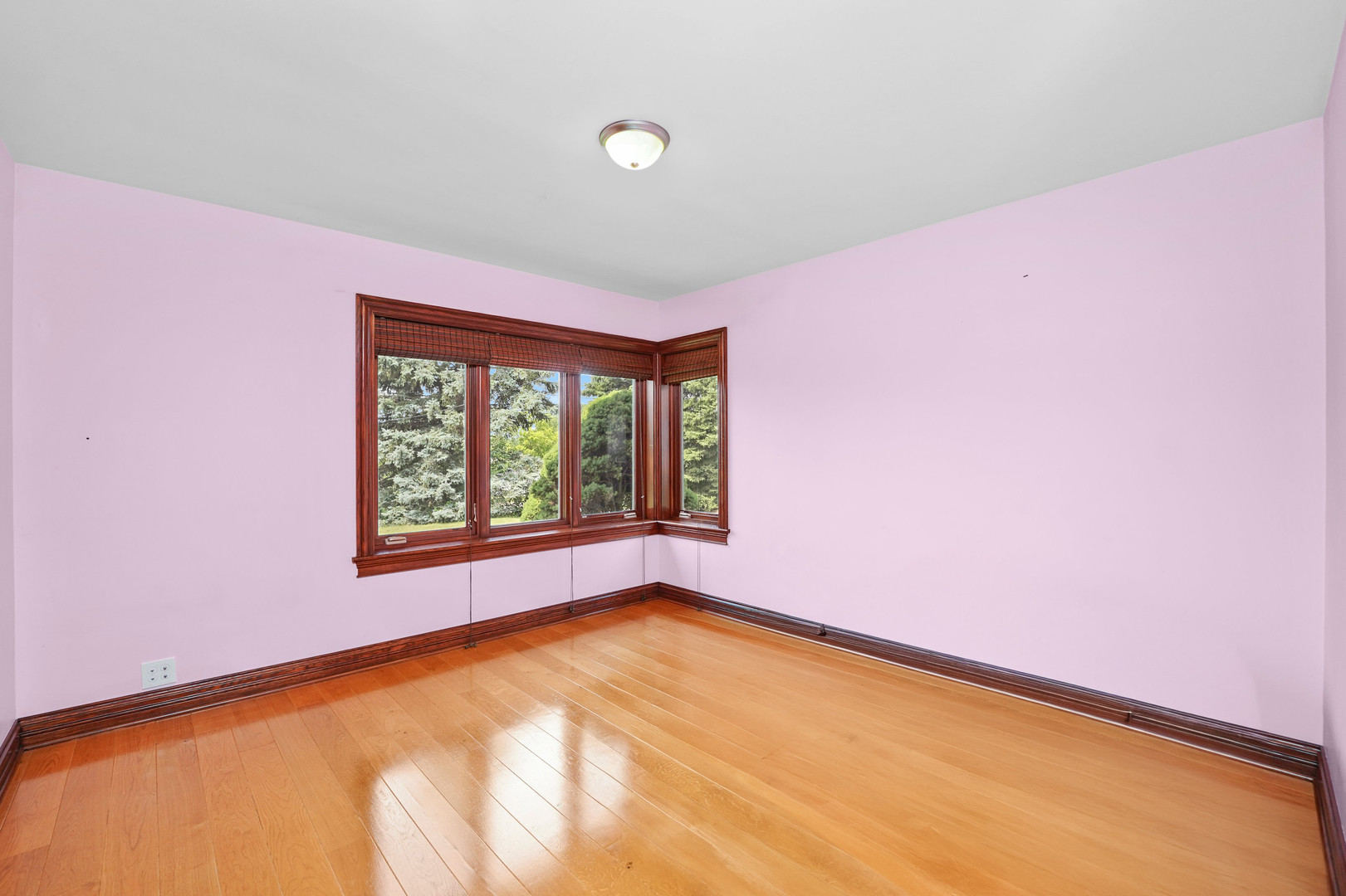 2N101 Glen Ellyn Road Glendale Heights, IL 60139 - Photo 12 of 34 a view of an empty room with a window