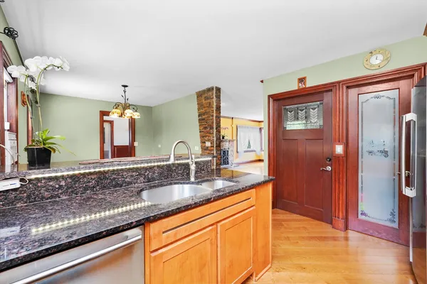$739,900 | 2N101 Glen Ellyn Road, Glendale Heights, IL 60139