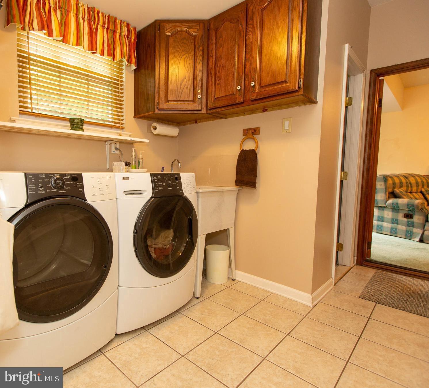 620 Linnet Road Norristown, PA 19403 - Photo 14 of 32 Laundry Room