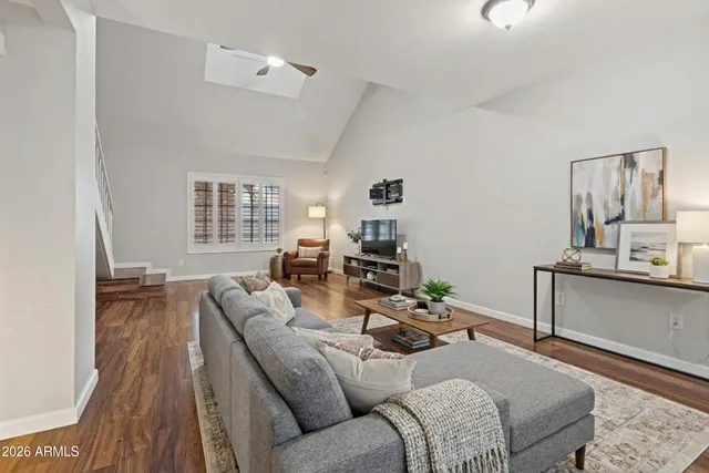 $325,000 | 10100 North 89th Avenue, Unit 6, Peoria, AZ 85345