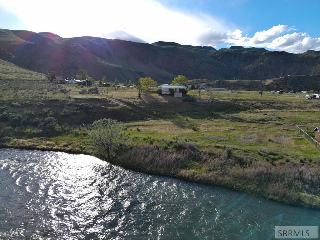 225 Pheasant Road Salmon, ID 83467 - Photo 9 of 60