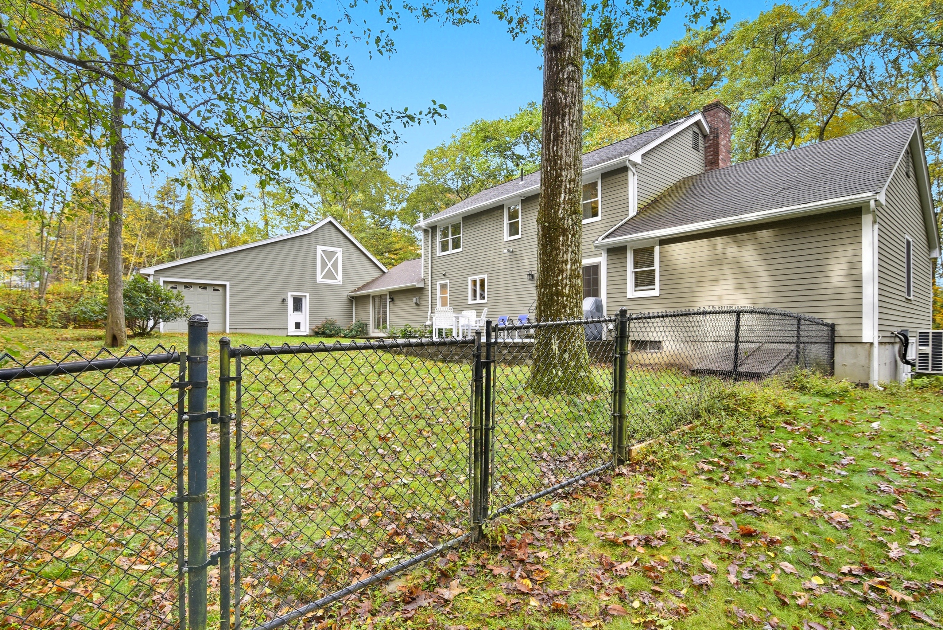 26 Center Road Woodstock, CT 06281 - Photo 28 of 39 a view of a house with a yard