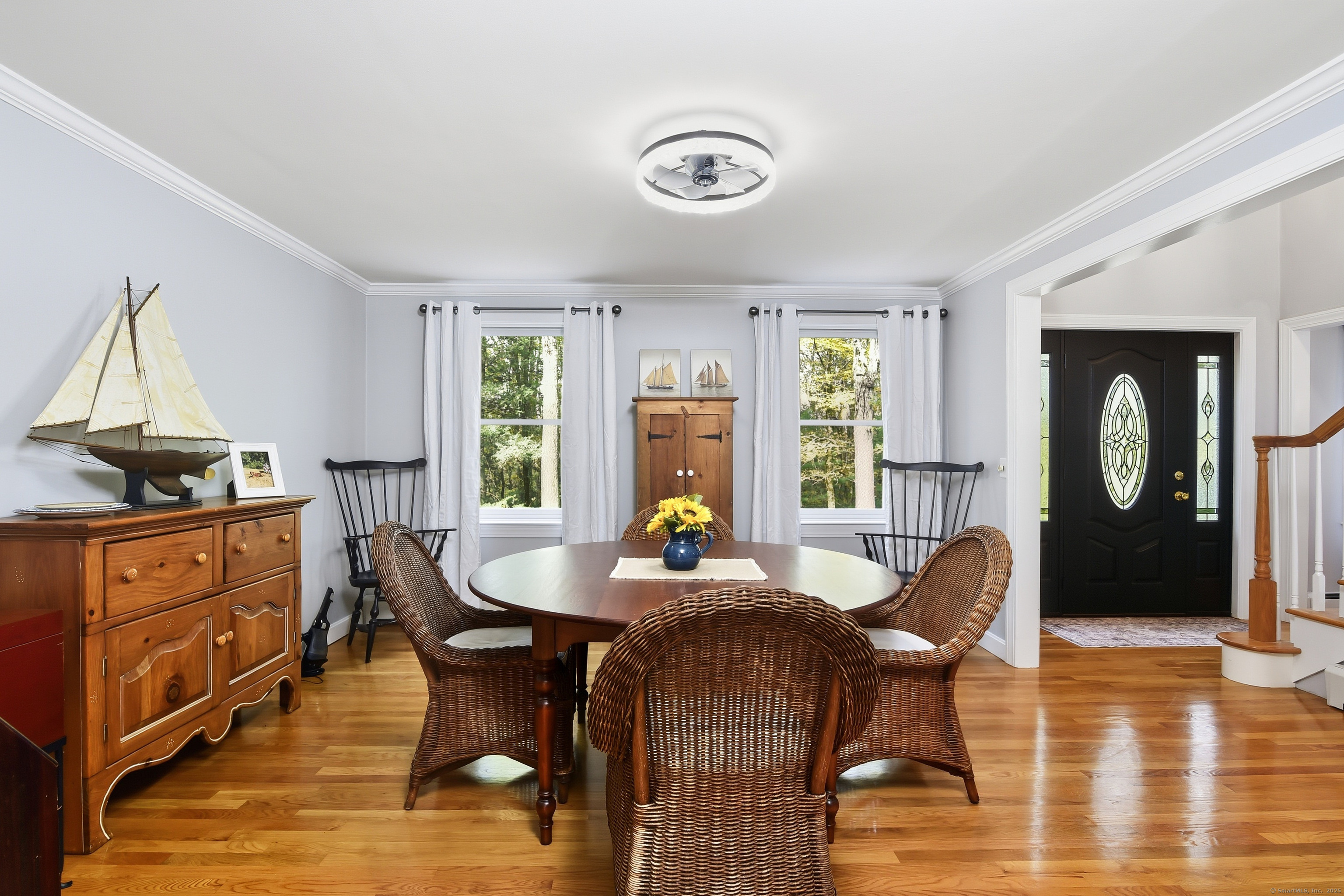 26 Center Road Woodstock, CT 06281 - Photo 5 of 39 a dining room with furniture and window