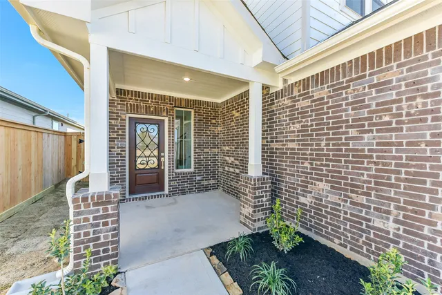 $350,642 | 4229 Red Cedar Ring Lane, Pinehurst, TX 77362