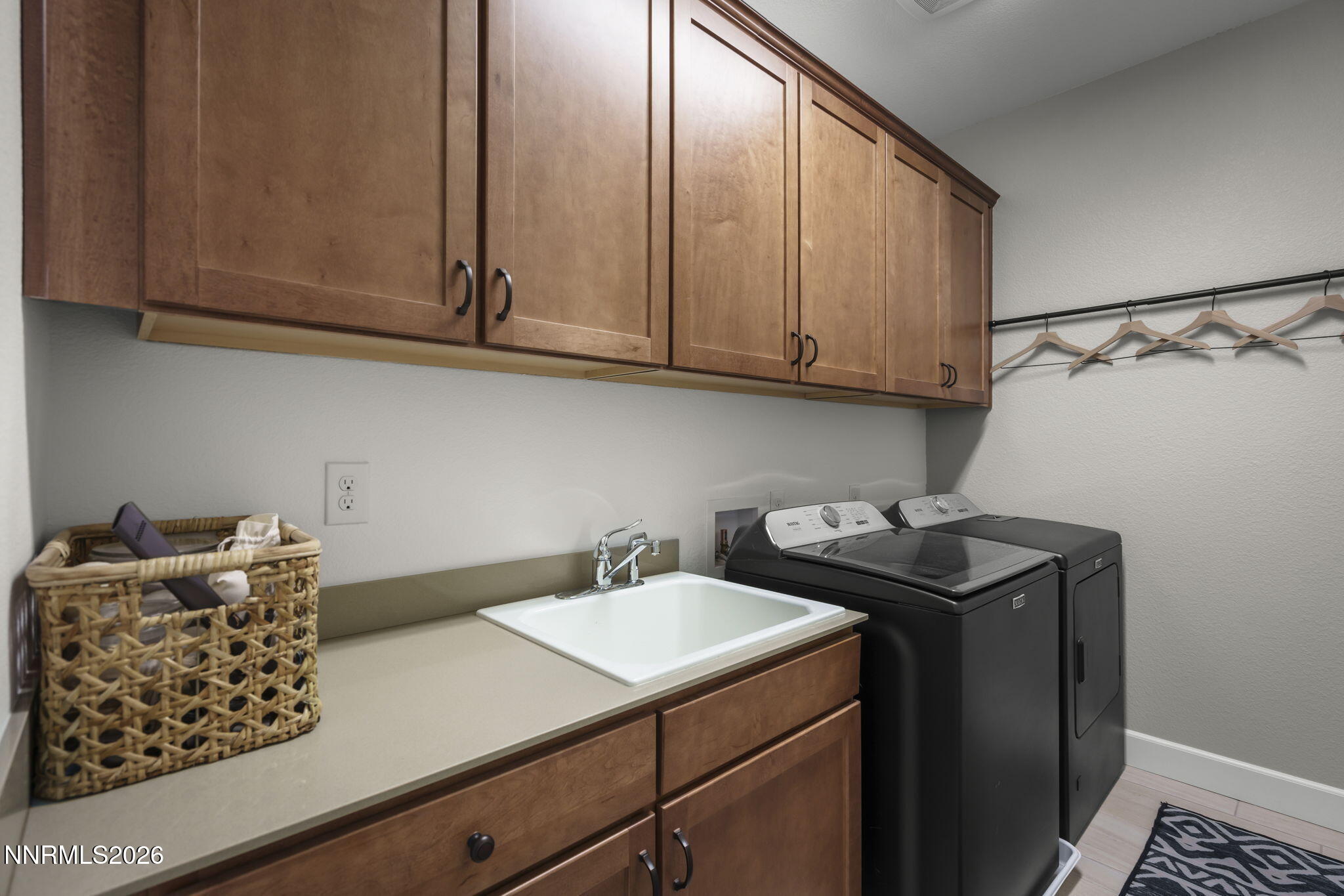 2428 Nehalem Drive Sparks, NV 89436 - Photo 21 of 34 21-web-or-mls-_DSC2303