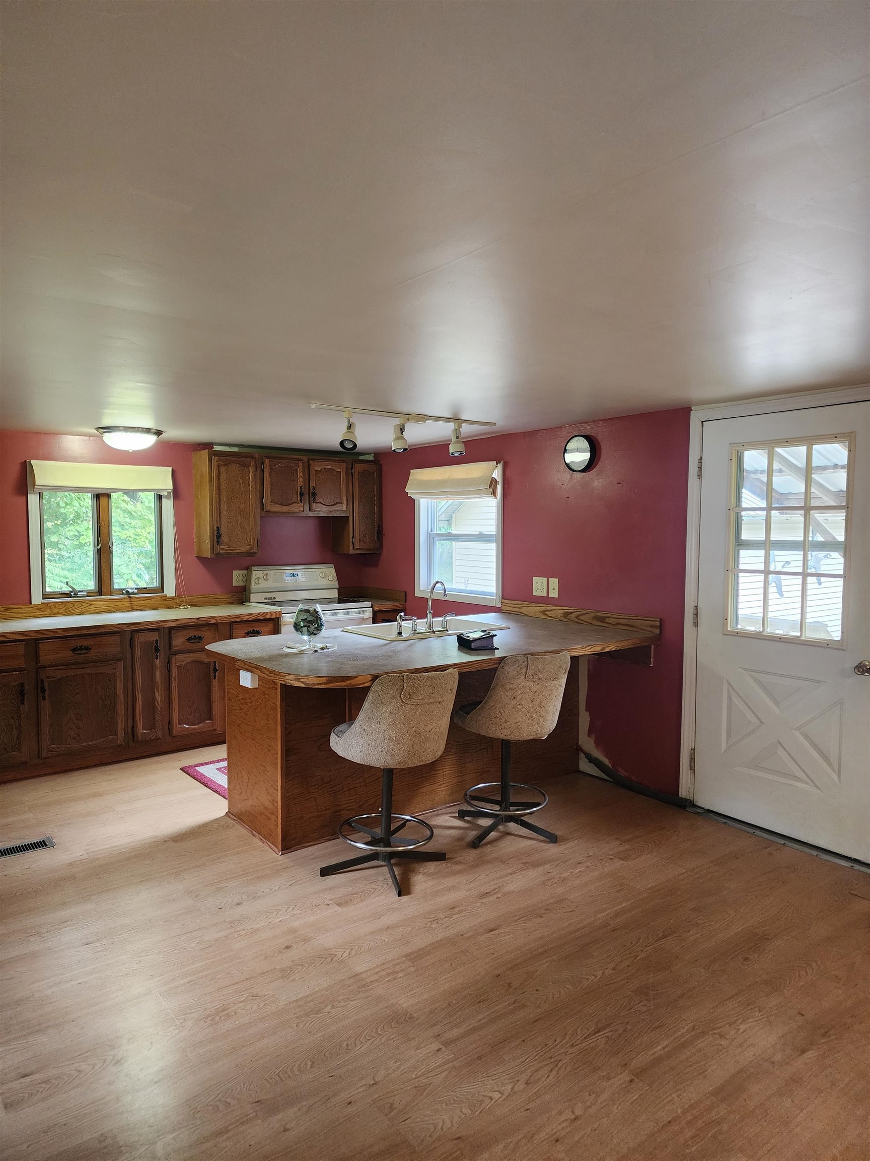 1030 West Townline 16 Road Pinconning, MI 48650 - Photo 6 of 25 Gallery Image 6