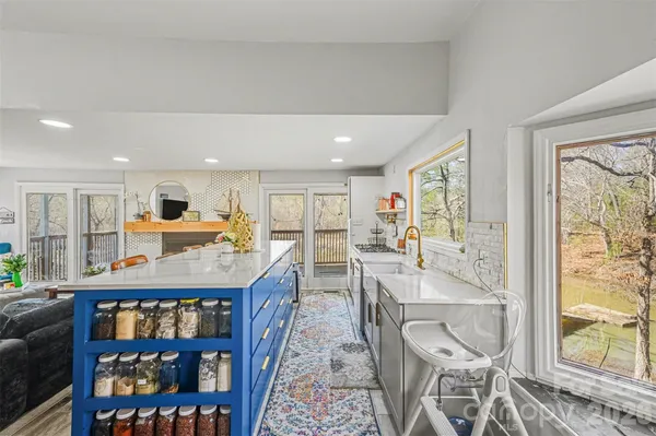 $625,000 | 5349 Charlotte Highway, Clover, SC 29710