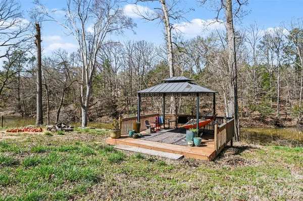 $625,000 | 5349 Charlotte Highway, Clover, SC 29710