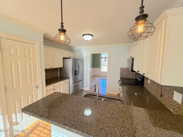 $375,000 | 3156 Juniper Branch Drive, Grimesland, NC 27837