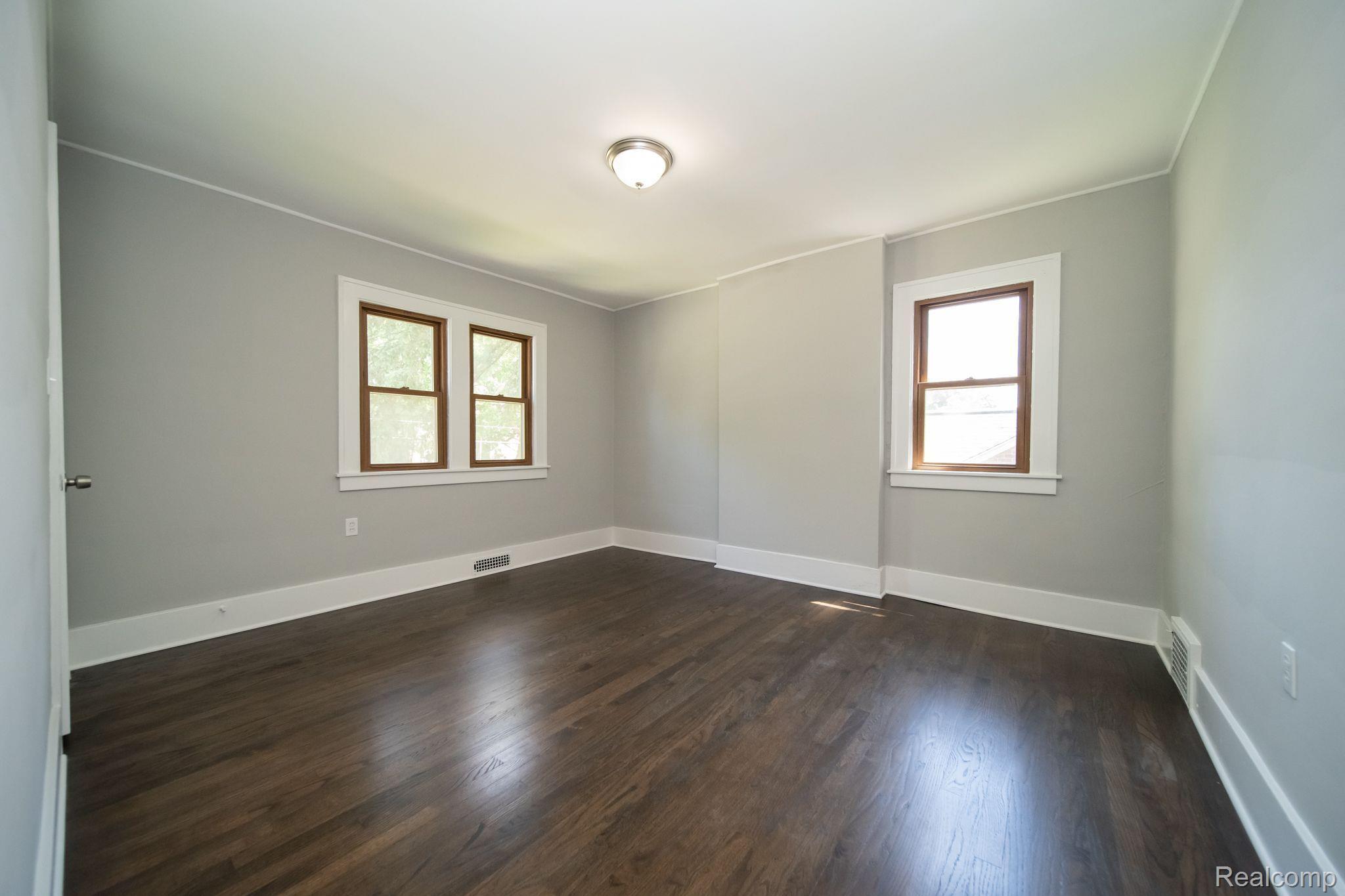 735 Menominee Road Pontiac, MI 48341 - Photo 72 of 93 Gallery Image 72