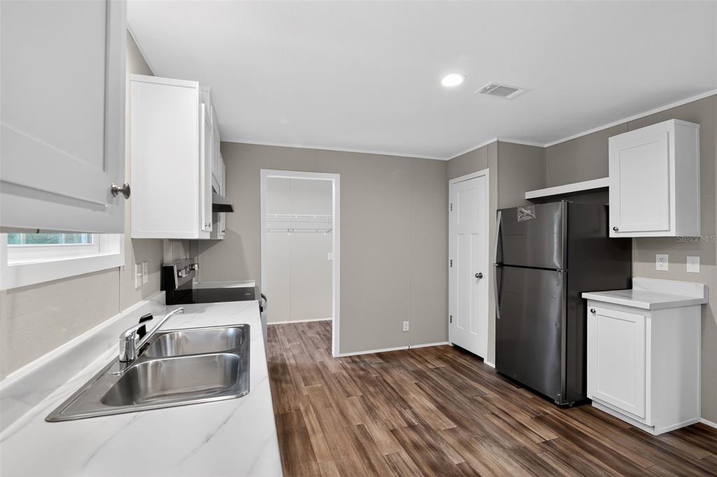 4669 North Mandrake Point Crystal River, FL 34428 - Photo 7 of 31