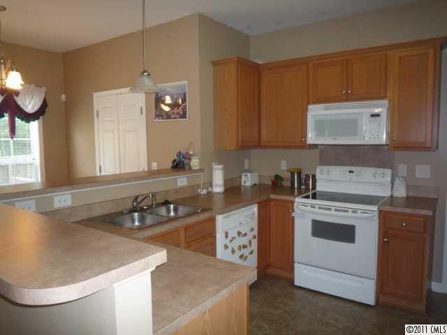 1697 Doves Road Fort Mill, SC 29708 - Photo 4 of 12