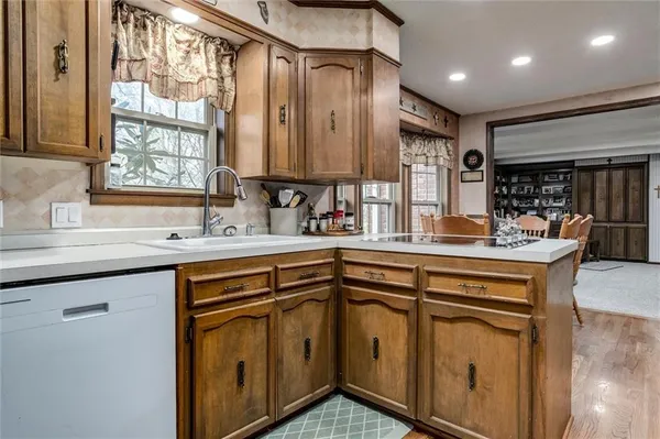 $450,000 | 11 South Skyline Drive, Adrian, MO 64720