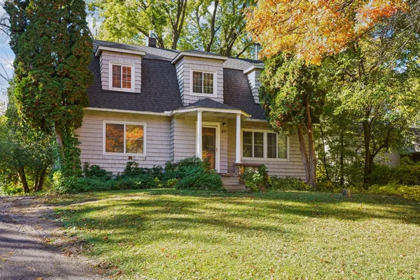 $280,200 | 491 Burlington Road, St. Paul, MN 55119