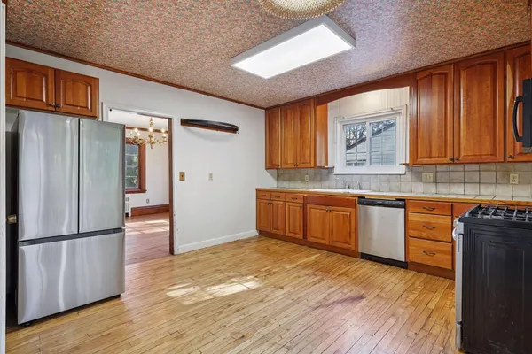 $280,200 | 491 Burlington Road, St. Paul, MN 55119