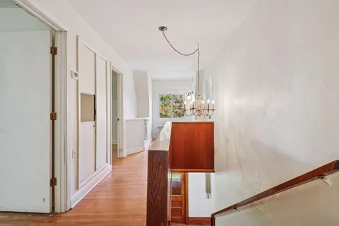 $250,000 | 491 Burlington Road, St. Paul, MN 55119