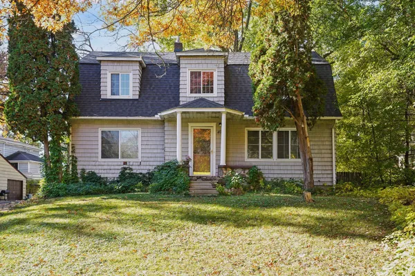 $280,200 | 491 Burlington Road, St. Paul, MN 55119