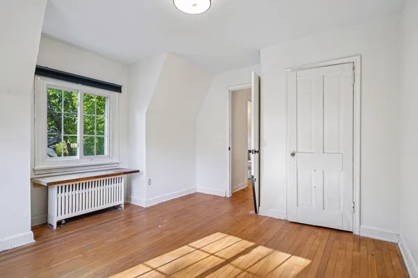 $280,200 | 491 Burlington Road, St. Paul, MN 55119