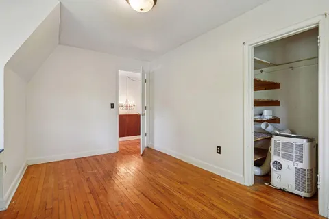 $250,000 | 491 Burlington Road, St. Paul, MN 55119