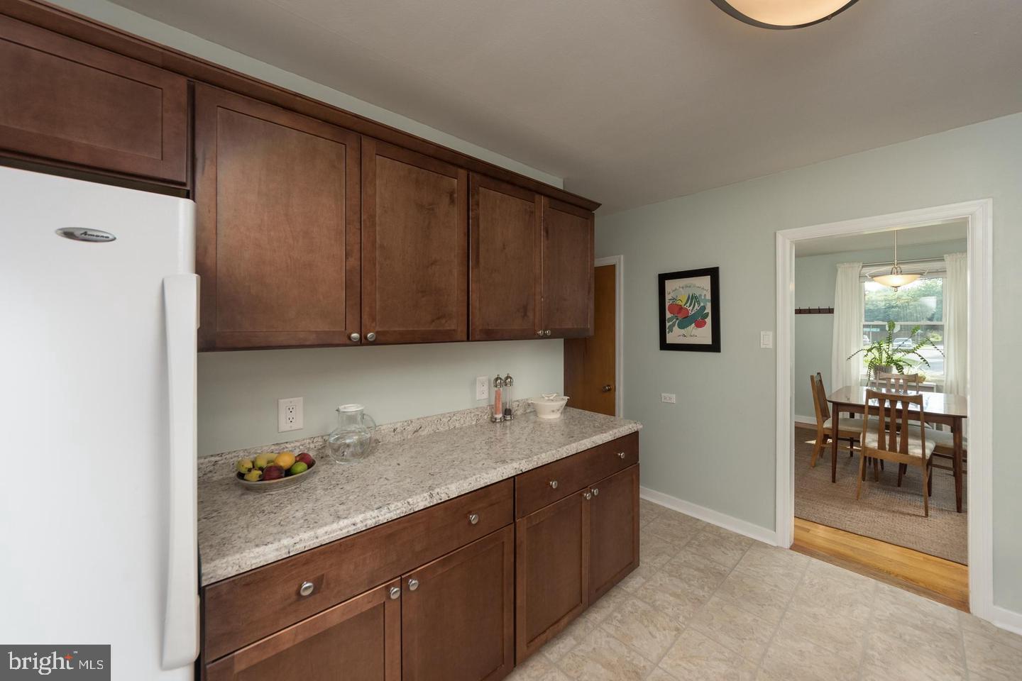 1900 Manor Ridge Drive Lancaster, PA 17603 - Photo 13 of 27 Kitchen