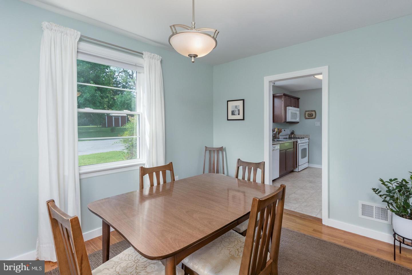 1900 Manor Ridge Drive Lancaster, PA 17603 - Photo 15 of 27 Dining Room