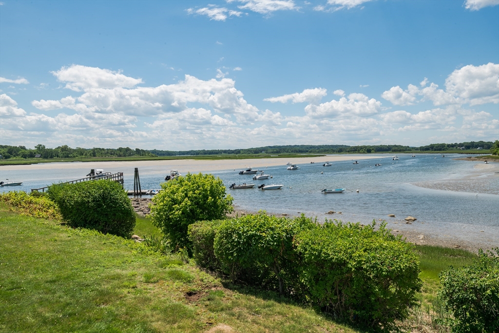 33 Bay Road, Unit 33 Ipswich, MA 01938 - Photo 3 of 40