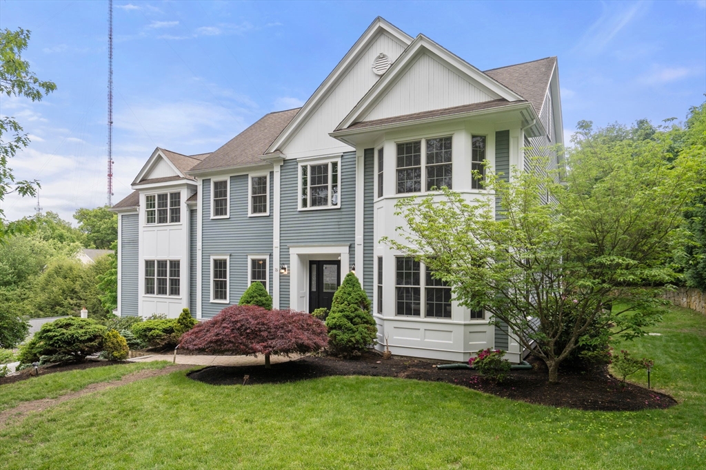 19 Dunedin Road Wellesley, MA 02481 - Photo 2 of 38