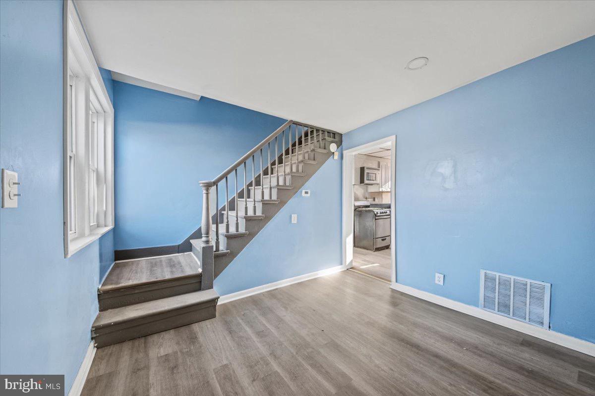 2845 North Constitution Road Camden, NJ 08104 - Photo 3 of 16 Bright entryway with charming staircase.