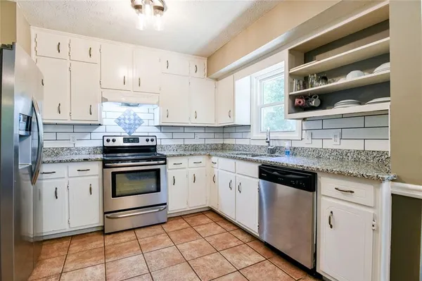 $330,000 | 3997 Stacy Lane, Snellville, GA 30039