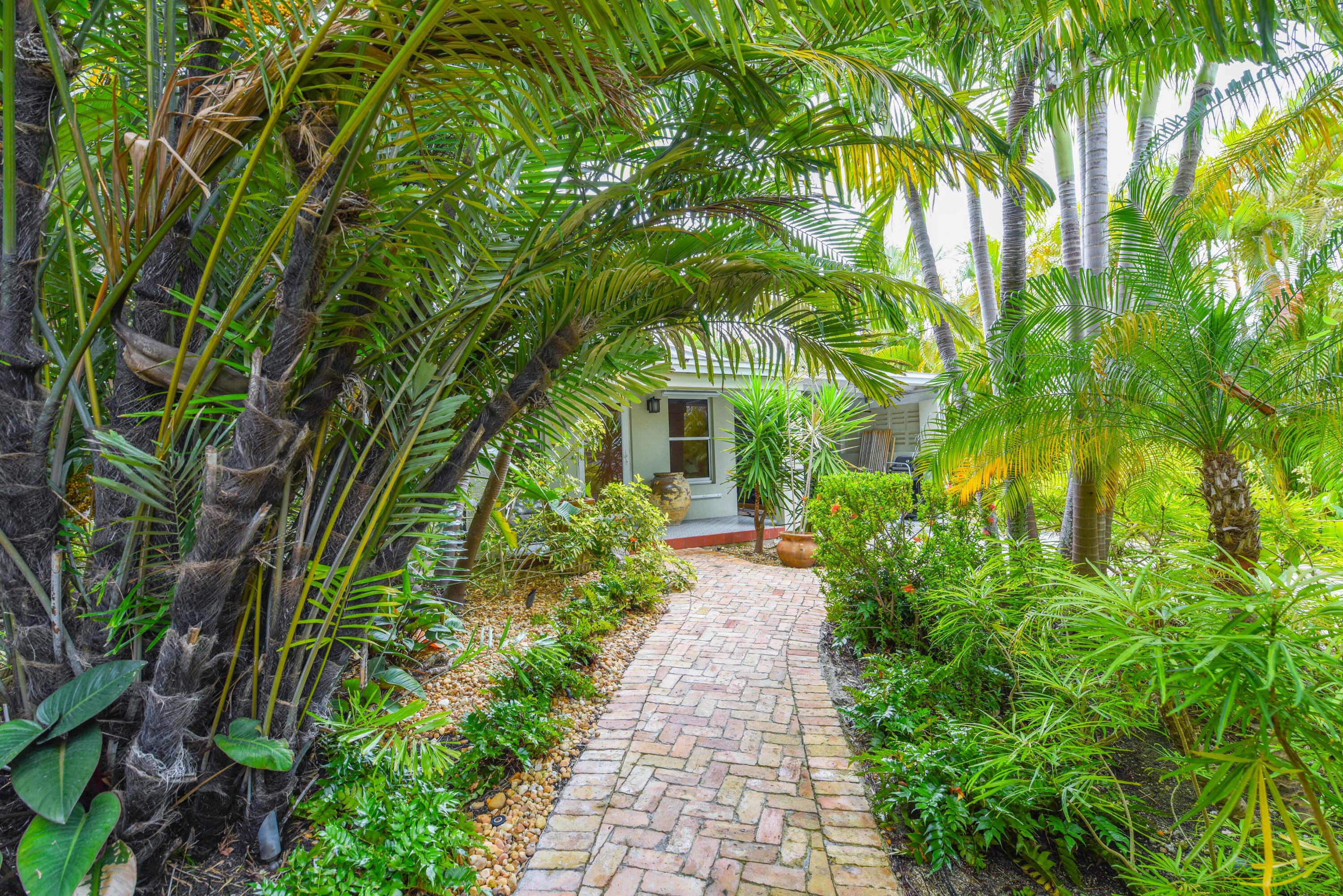 3108 Riviera Drive Key West, FL 33040 - Photo 3 of 47 045-3108RivieraDrive-KeyWest-FL-33040-FU