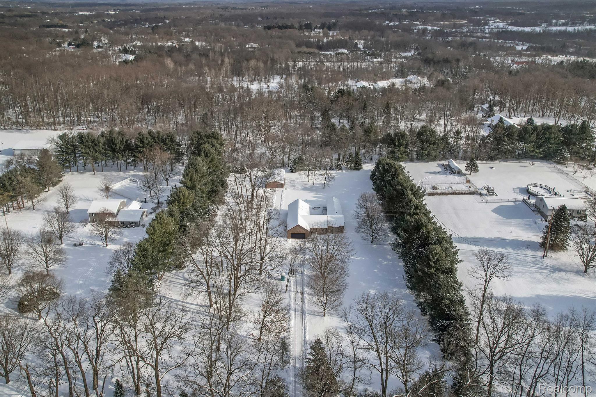 9310 Denton Hill Road Fenton, MI 48430 - Photo 31 of 33 Gallery Image 31