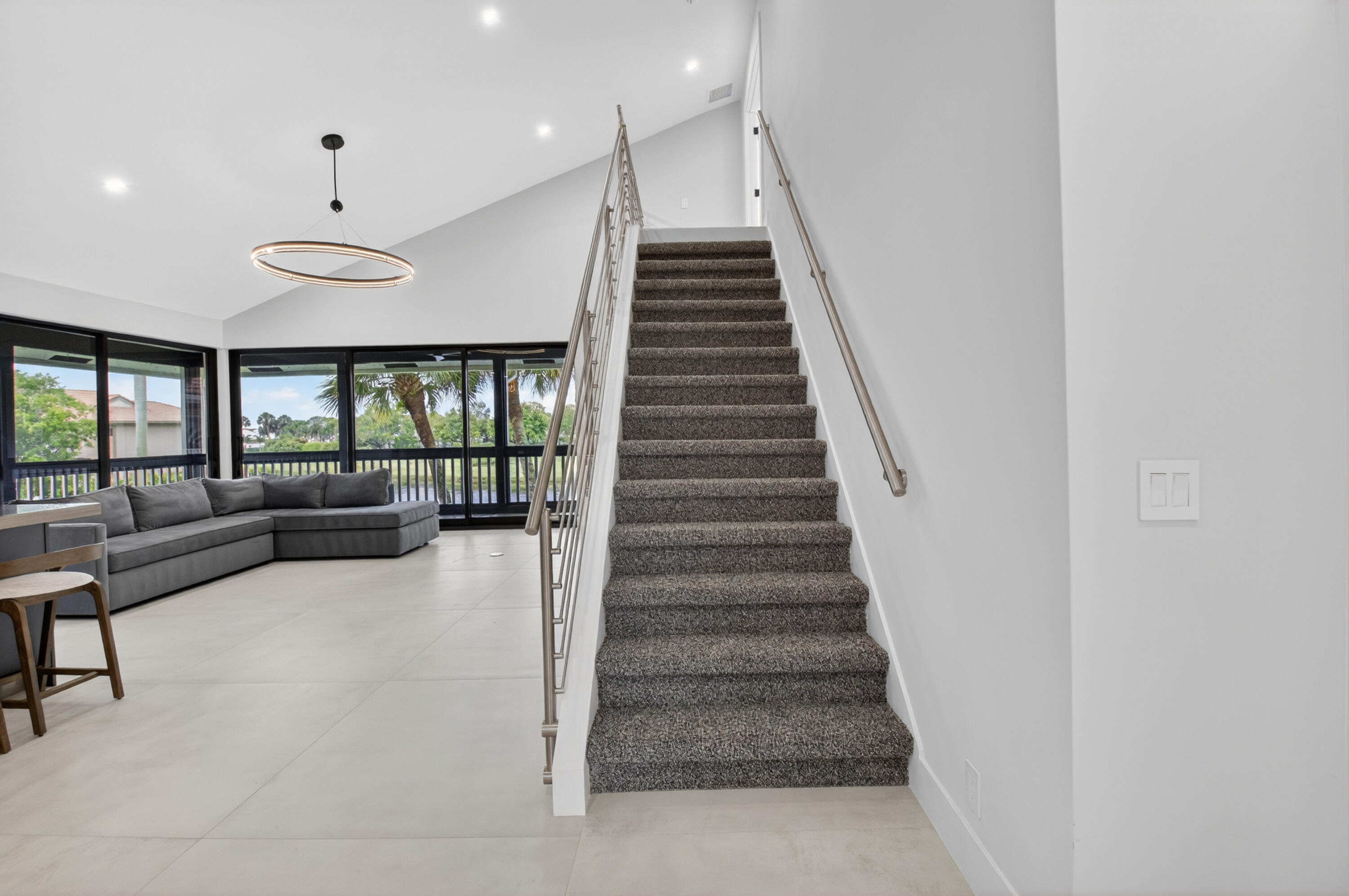 19221 Sabal Lake Drive, Unit 5124 Boca Raton, FL 33434 - Photo 35 of 98 a view of entryway and hall