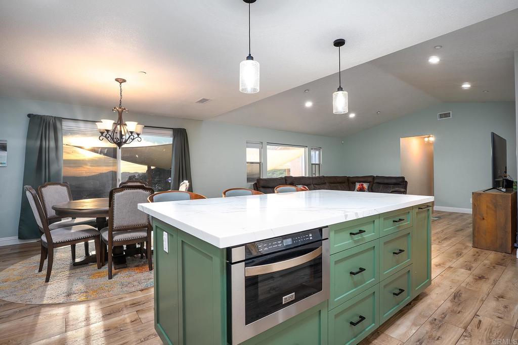 2792 La Cresta Road El Cajon, CA 92021 - Photo 13 of 60